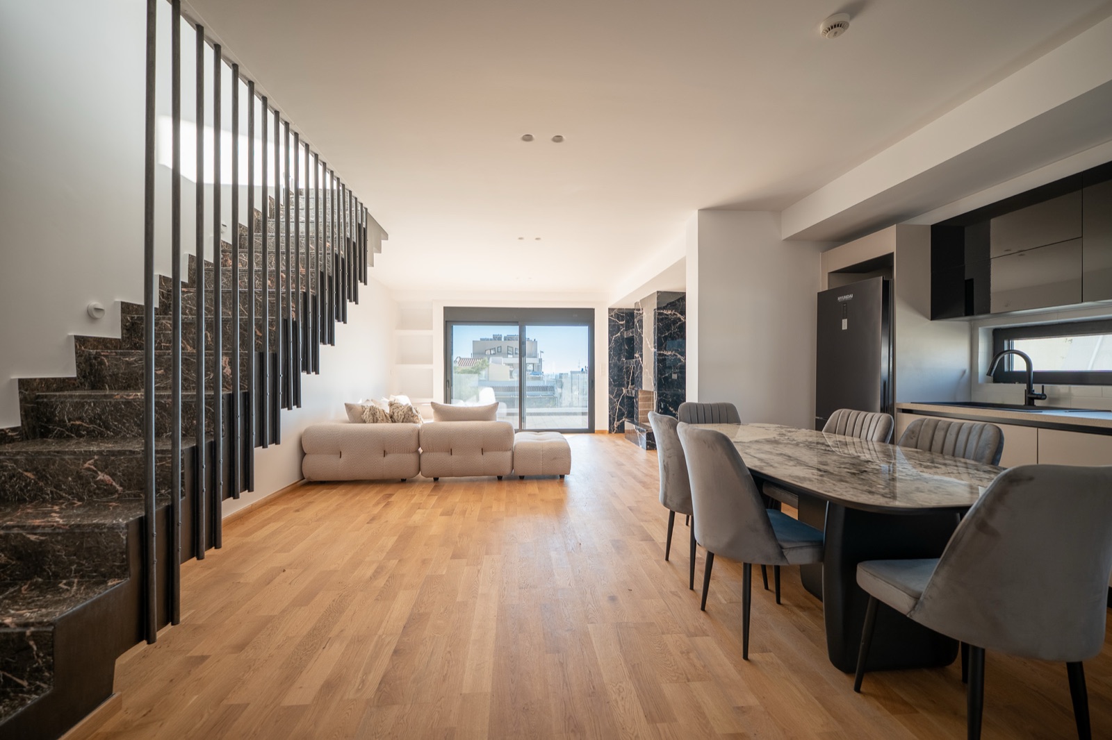 Glyfada Residence